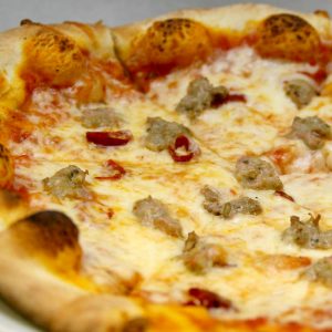 piastra-modern-italian-cuisine-historic-marietta-square-georgia-sausage-pizza